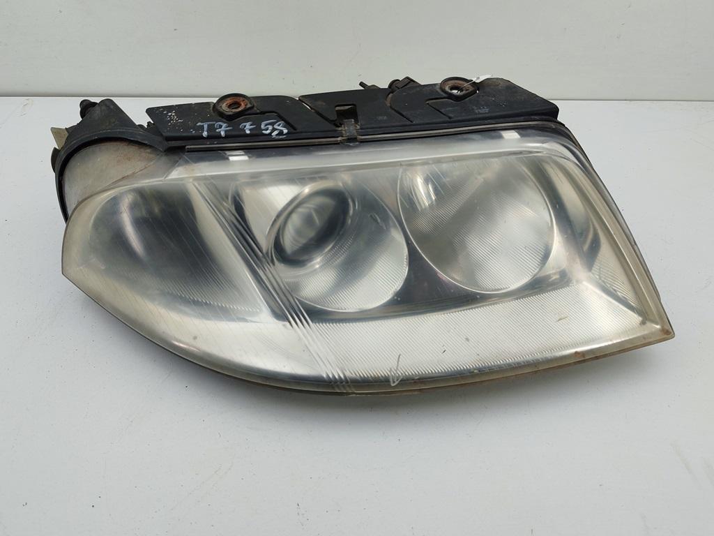 фара правая Volkswagen Passat B5+ (GP) 2002, 1.9 л., дизель, МКПП, чёрный, универсал, 3B0941016AN