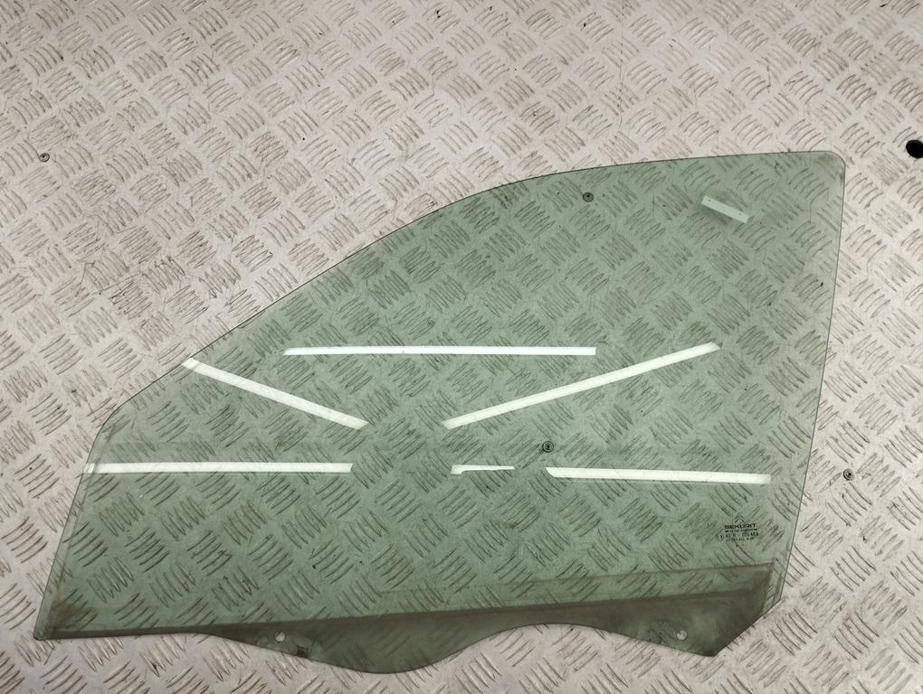стекло двери передней левой Citroen Xsara 1999, 1.8 л., бензин, МКПП, чёрный, универсал