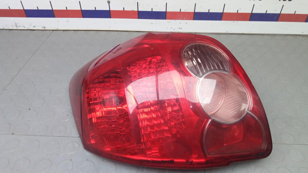 фонарь задний левый Toyota Auris 2008, 1.4 л., бензин, МКПП, хетчбэк 5 дв.