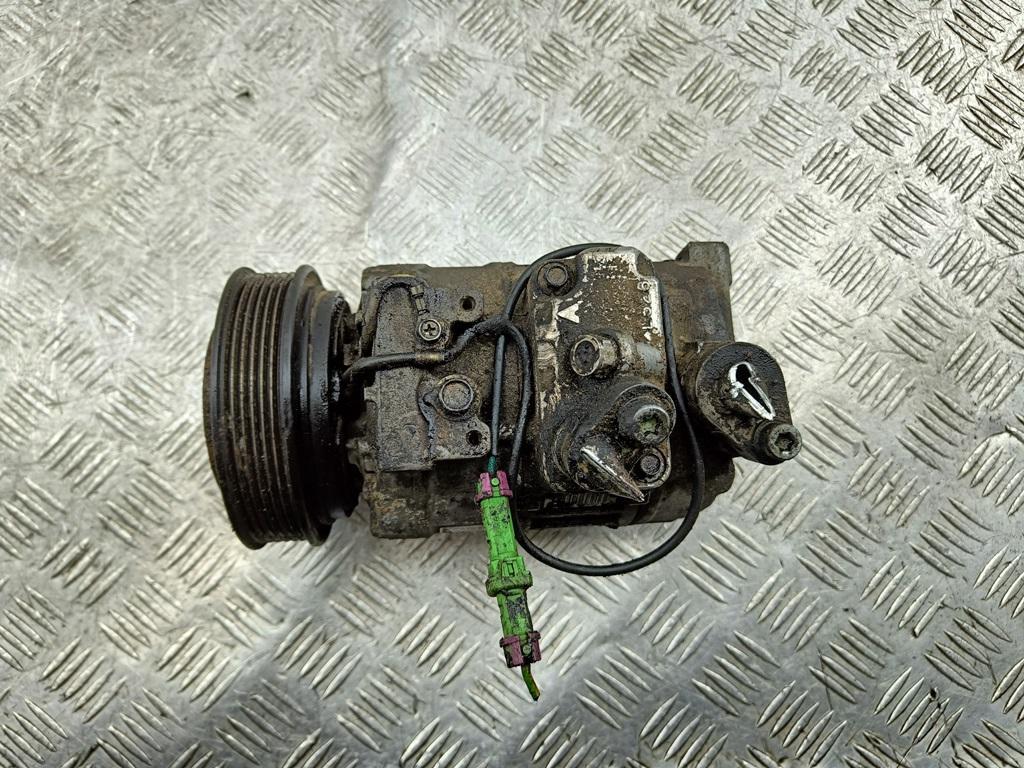 компрессор кондиционера Audi A6 C5 2003, 2.4 л., бензин, 4B0260805B - фото №1
