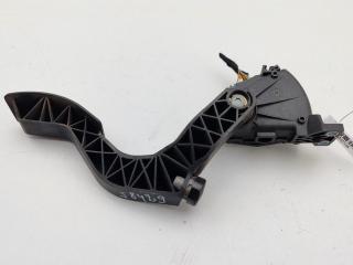 педаль Audi A6 C5 2001, 2.4 л., бензин, АКПП, чёрный, седан, 8D1723523E