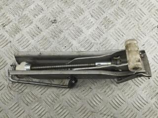домкрат Audi A6 C6 2006, 2.7 л., дизель, АКПП, чёрный, универсал, 4F0011031