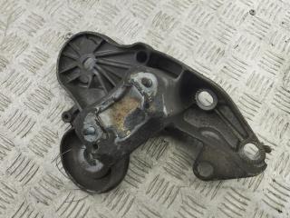 кронштейн (крепление) Audi A6 C6 2006, 2.7 л., дизель, АКПП, чёрный, универсал, 4F0199351H