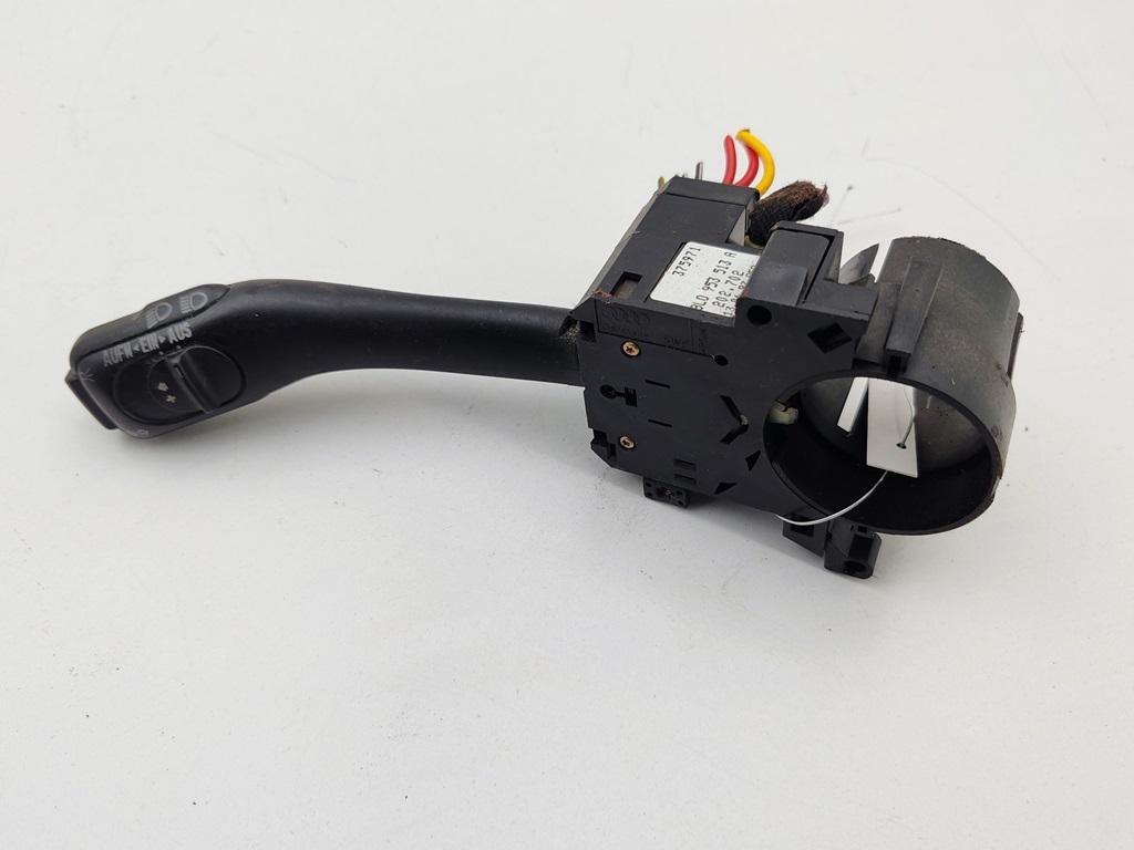 переключатель поворотов Audi A6 C5 1997, 2.8 л., бензин, МКПП, серый, седан, 8L0953513A - фото №1