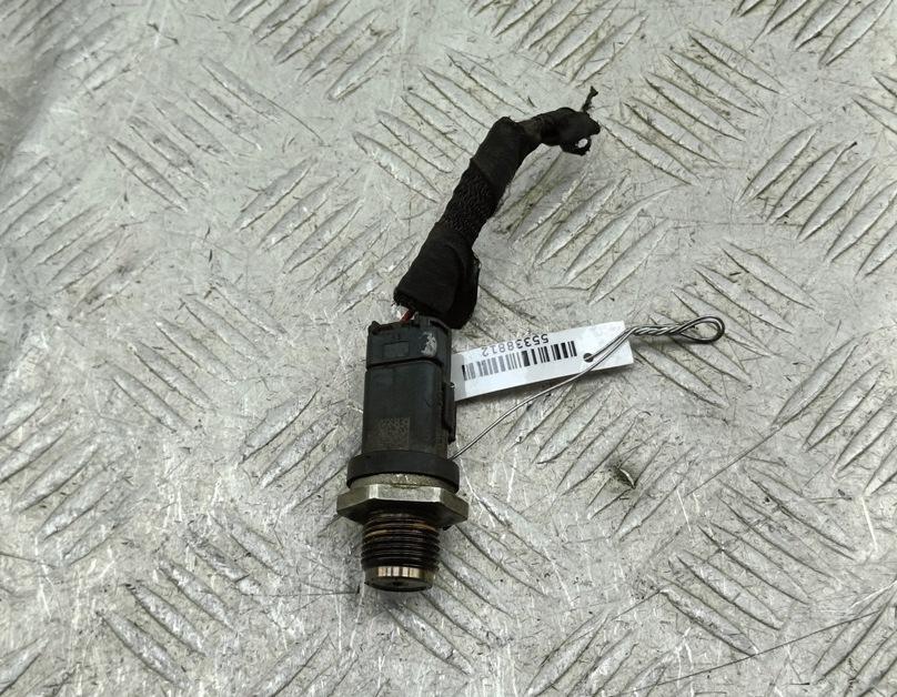 датчик давления топлива Peugeot 4007 2008, 2.2 л., дизель, МКПП, серый, внедорожник 5 дв., 0281002804 - фото №1