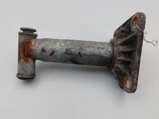 кронштейн переднего бампера Audi A6 C5 2004, 2.5 л., дизель, АКПП, чёрный, универсал
