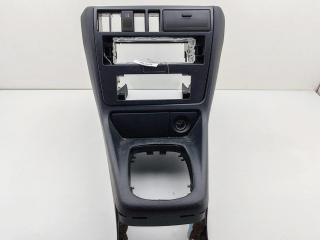 консоль салона (центральная часть) Audi A4 B5 1997, 1.8 л., бензин, МКПП, серый, седан
