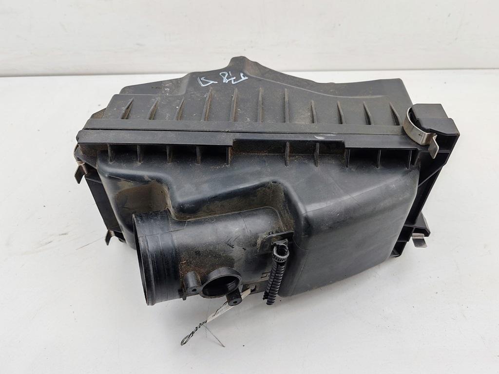 корпус воздушного фильтра Toyota Avensis 2007, 2.2 л., дизель, МКПП, серый, универсал, 4614485912