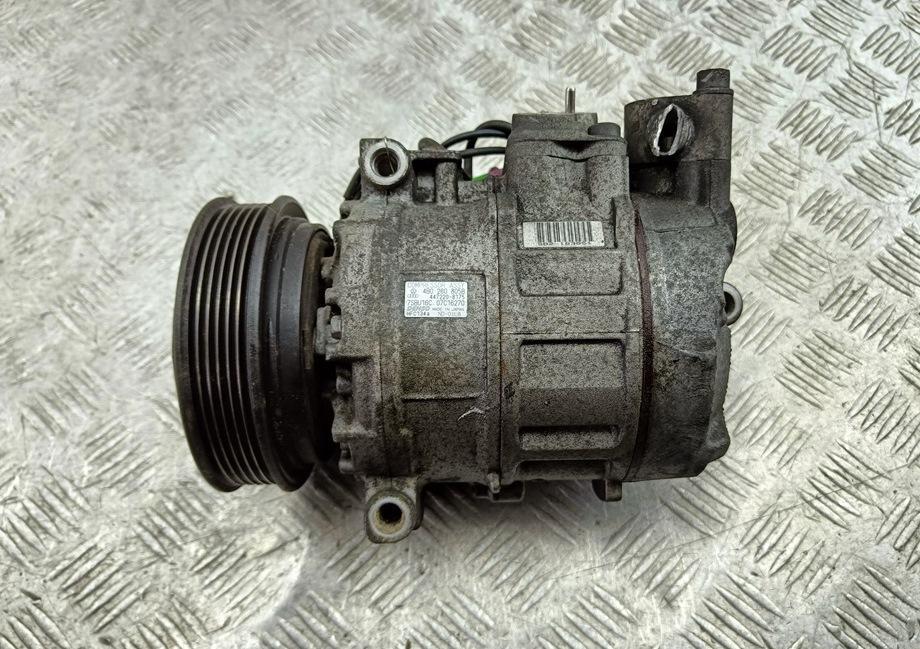 компрессор кондиционера Audi A6 C5 2002, 4.2 л., бензин, 4B0260805B - фото №1