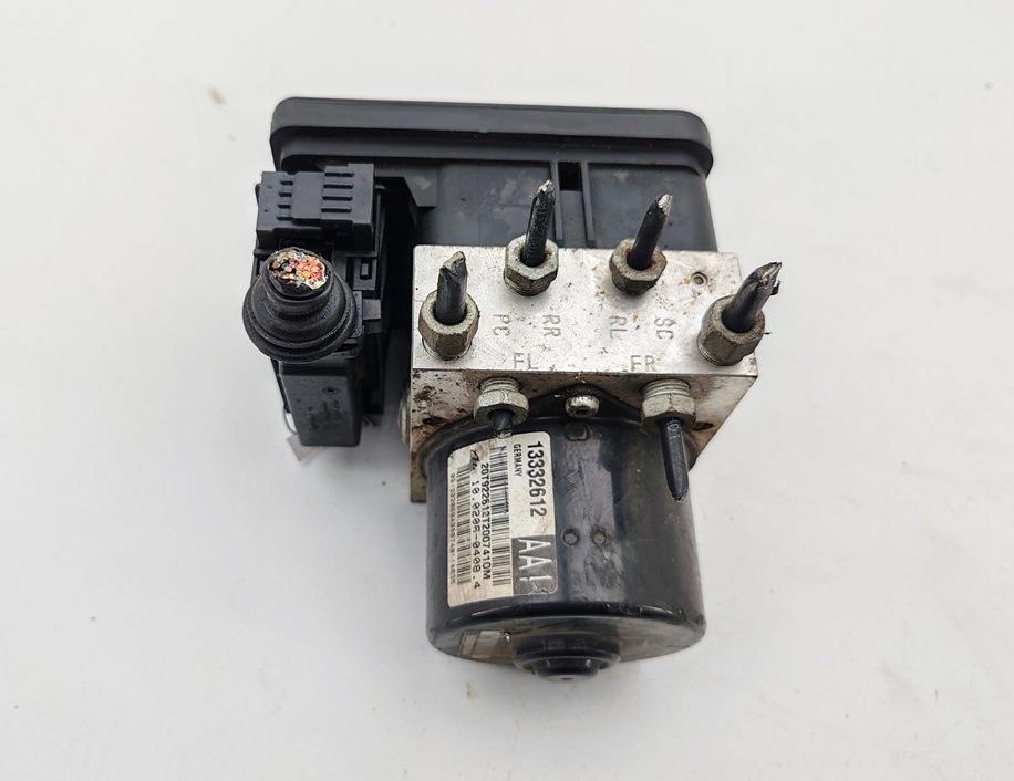 блок ABS Opel Astra J 2010, 2.0 л., дизель, МКПП, чёрный, хетчбэк 5 дв., 13332612.10.0960-4509.3