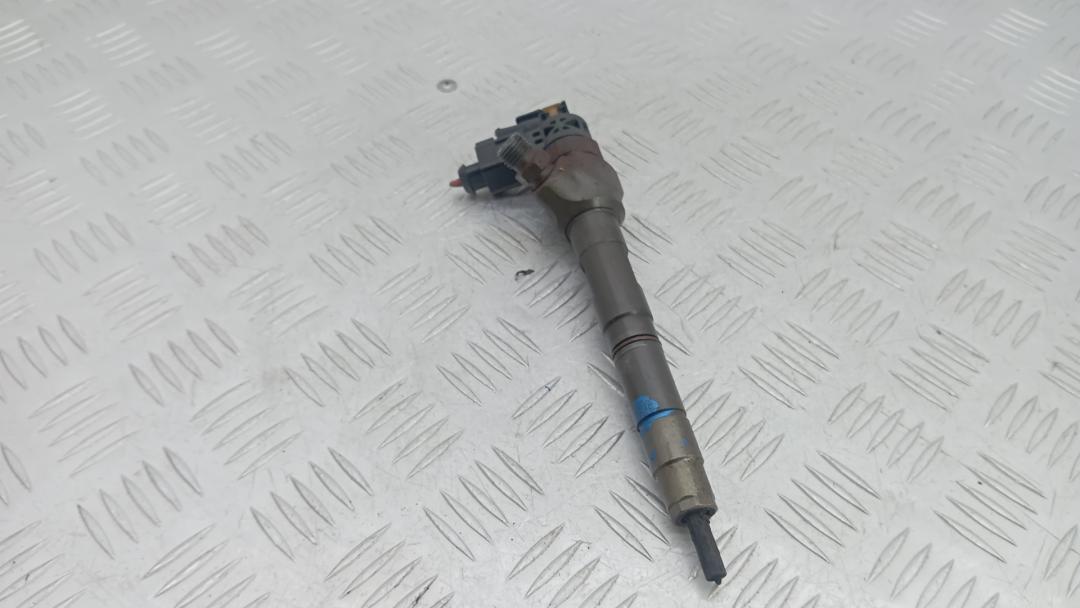 форсунка Volkswagen Passat CC 2013, 2.0 л., дизель, АКПП, седан, 0445110369, 03L130277J