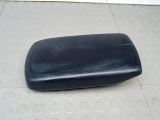 крышка подлокотника Toyota RAV4 2014, 2.0 л., дизель, МКПП, внедорожник 5 дв.