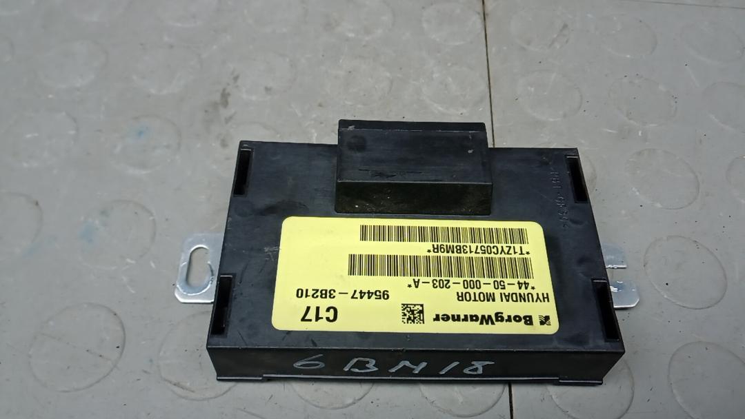 блок управления раздаткой Hyundai Santa Fe 2011, 2.2 л., дизель, МКПП, внедорожник 5 дв., 954473B210
