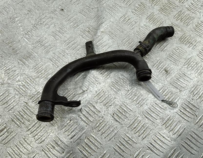 трубка охлаждающей жидкости Volkswagen Passat B6 2009, 1.8 л., бензин, МКПП, 06J121065F
