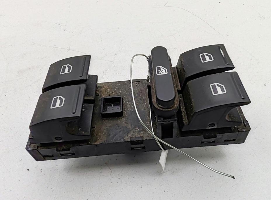 блок управления стеклоподъемниками Volkswagen Passat B6 2007, 2.0 л., дизель, МКПП, серый, седан, 1K4959857B