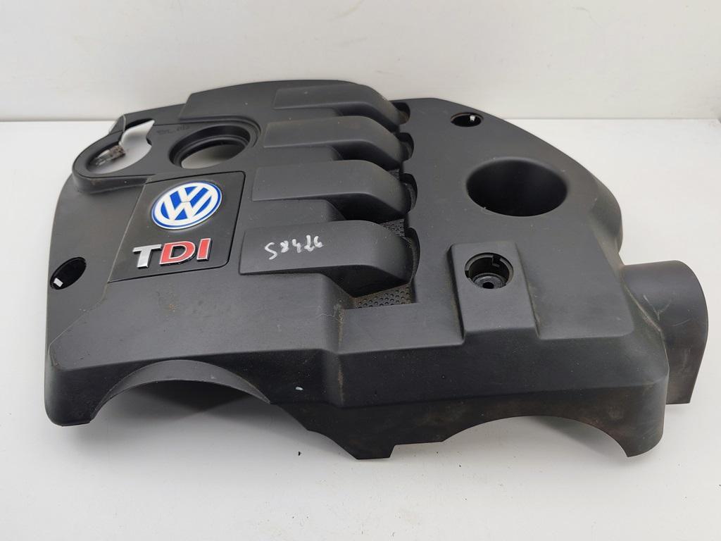 декоративная крышка двигателя Volkswagen Passat B5+ (GP) 2001, 1.9 л., дизель, МКПП, серый, универсал, 038103925