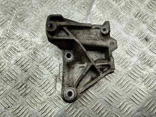кронштейн КПП Skoda Octavia mk1 (A4 1U) 2000, 1.9 л., дизель, МКПП, серый, универсал, 1J0199117P