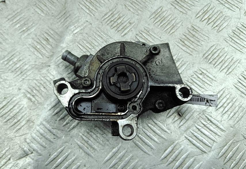 насос вакуумный Skoda Octavia mk1 (A4 1U) 2000, 1.9 л., дизель, МКПП, серый, универсал, 038145101B