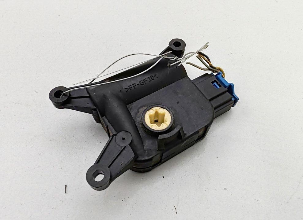 моторчик заслонки печки Volkswagen Passat B6 2007, 2.0 л., дизель, МКПП, синий, универсал, 3C0907511