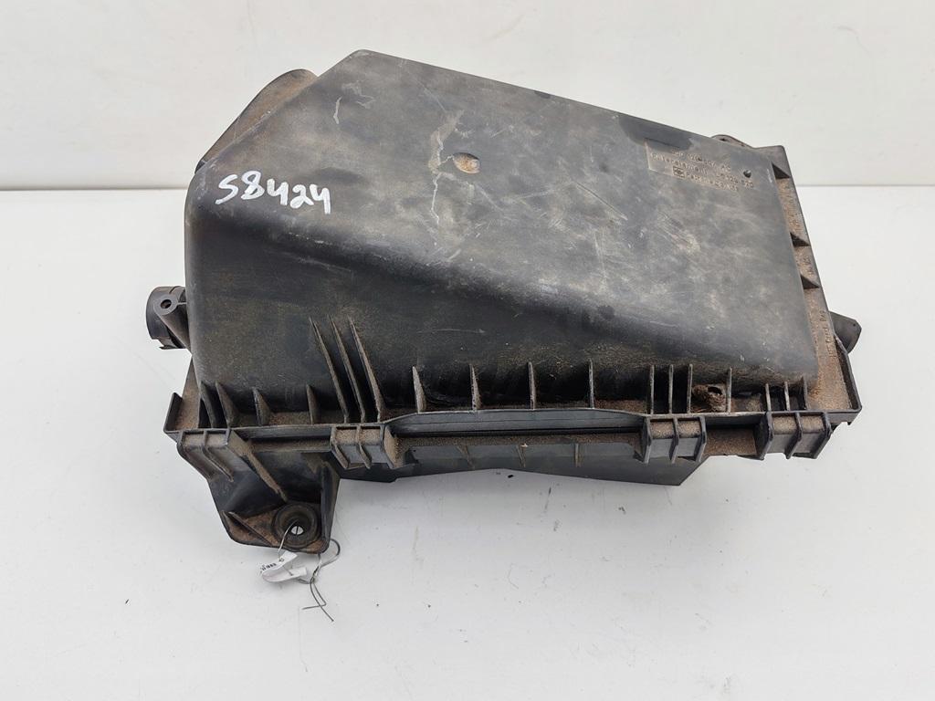 корпус воздушного фильтра Volkswagen Bora 2000, 2.0 л., бензин, МКПП, серый, универсал, 1J0129607AC
