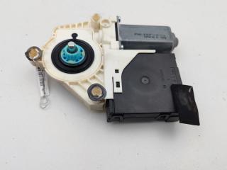 моторчик стеклоподъемника передний правый Volkswagen Passat B6 2005, 1.6 л., бензин, МКПП, чёрный, универсал, 1K0959792G