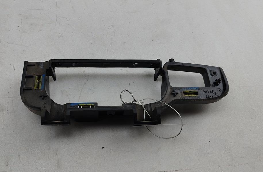 Корпус (держатель) ручки двери задней правой Ford Galaxy 2001, 1.9 л., дизель, МКПП, синий, минивэн, 7M3867180A