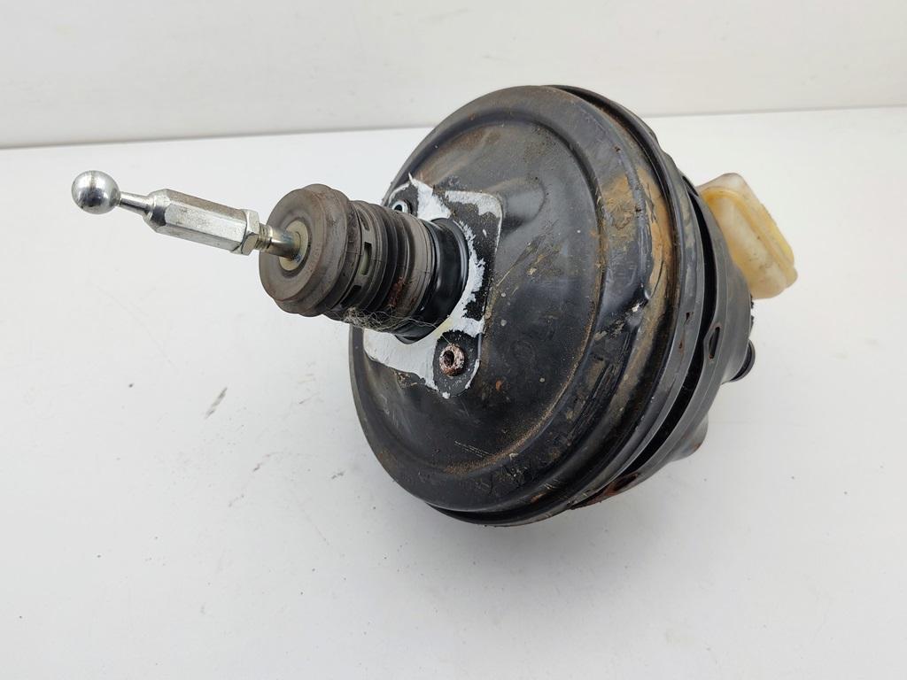 вакуумный усилитель тормозов Volkswagen Passat B5+ (GP) 2003, 1.9 л., дизель, МКПП, синий, универсал, 3B0614105A