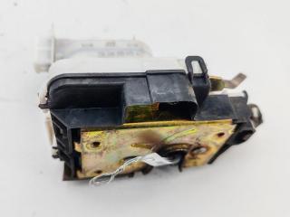 замок двери задней левой Volkswagen Golf-3 1994, 1.6 л., бензин, МКПП, красный, хетчбэк 5 дв., 1H4839015