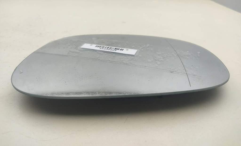 стекло зеркала наружного левого BMW 3 E90/E91/E92/E93 2011, 2.0 л., дизель, МКПП, чёрный, универсал