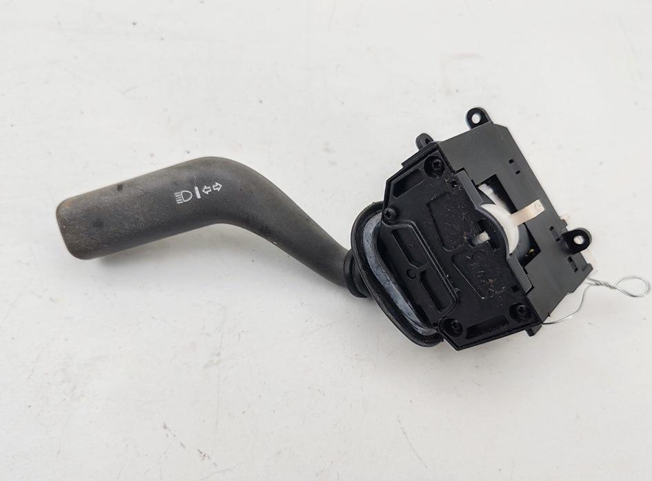 переключатель поворотов Volvo S40 / V40 1999, 1.8 л., бензин, АКПП, зелёный, универсал