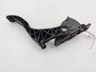 педаль Audi A2 8Z 2001, 1.4 л., дизель, МКПП, чёрный, хетчбэк 5 дв., 8Z1721523A