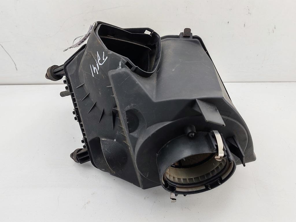 корпус воздушного фильтра Audi A6 C6 2006, 3.0 л., дизель, АКПП, серый, седан, 59133835E