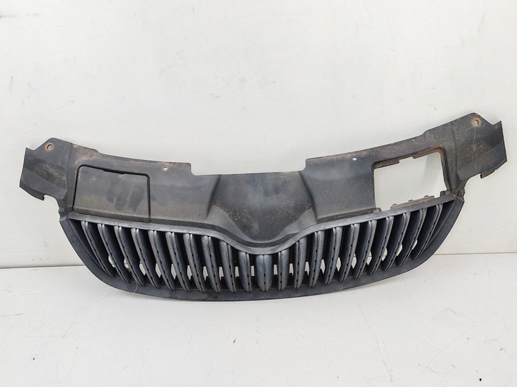 решетка радиатора Skoda Roomster 2006, чёрный, универсал, 5J0853668