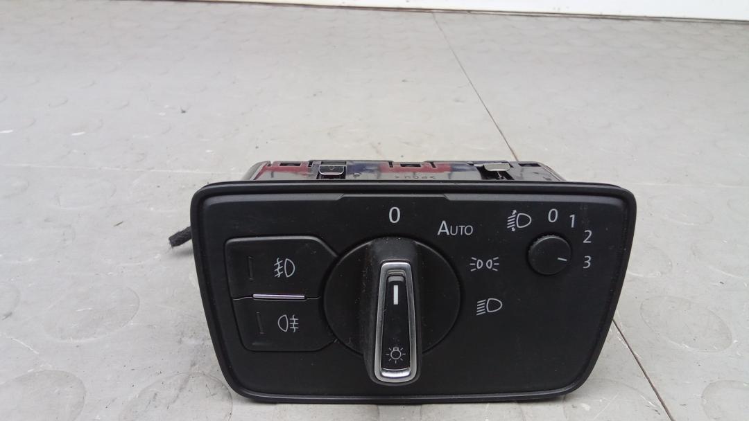 переключатель света Volkswagen Passat 2015, 2.0 л., TDi, дизель, МКПП, седан