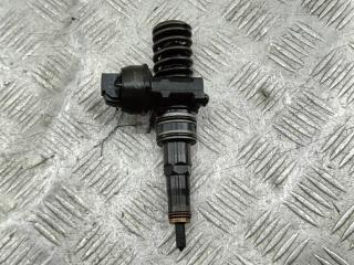форсунка Volkswagen Golf-4 2003, 1.9 л., дизель, МКПП, серый, хетчбэк 5 дв., 038130073AG