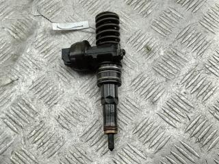 форсунка Volkswagen Golf-4 2003, 1.9 л., дизель, МКПП, серый, хетчбэк 5 дв., 038130073AG