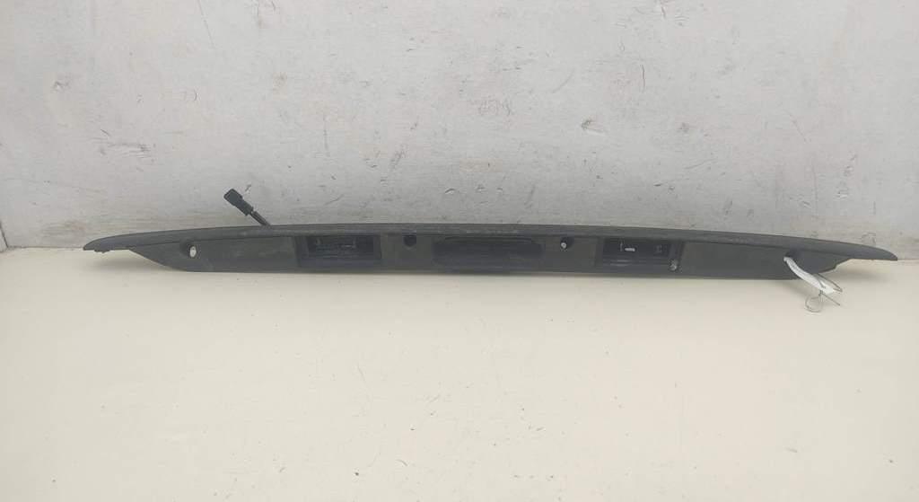 подсветка номера BMW 3 E46 2001, 2.2 л., бензин, МКПП, серый, универсал, 8208781