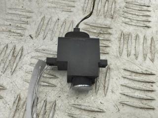 кнопка открытия багажника BMW 7 E65/E66 2004, 3.0 л., дизель, АКПП, чёрный, седан, 69386431