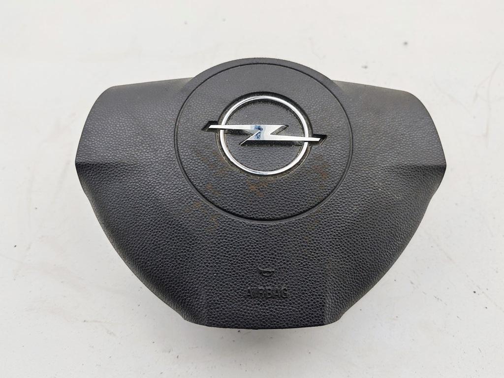 подушка безопасности водителя Opel Zafira B 2009, 1.7 л., дизель, МКПП, синий, минивэн, 13111348