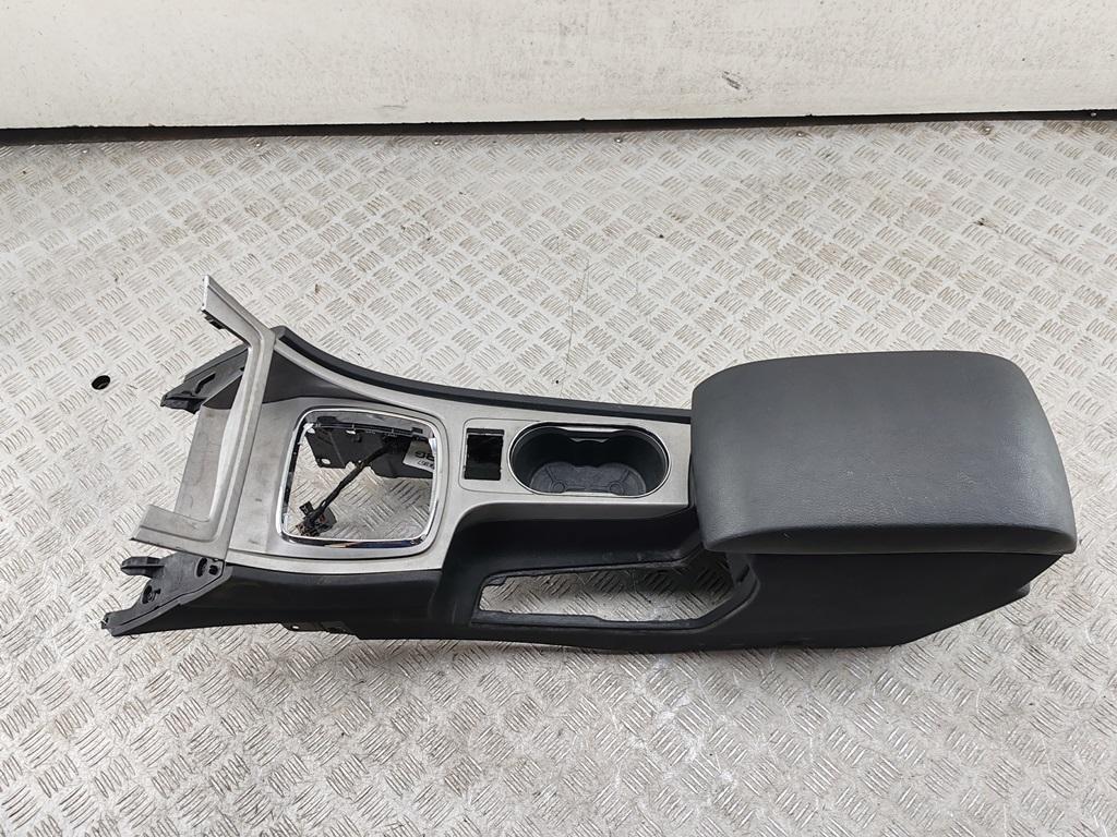 консоль салона (центральная часть) Ford Mondeo IV 2008, 1.6 л., i, бензин, МКПП, чёрный, универсал, 7S71A045020AG