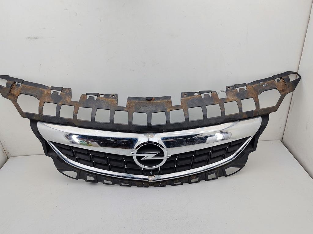 решетка радиатора Opel Astra J 2010, чёрный, хетчбэк 5 дв., 13266577
