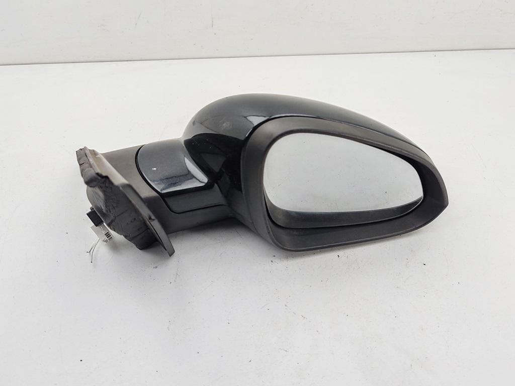 зеркало правое Opel Insignia A 2012, 2.0 л., дизель, МКПП, чёрный, универсал, 13320193