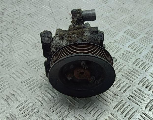Насос гидроусилителя руля Mercedes-Benz M-Class ML W163 2002, 4.0 л., дизель, АКПП, чёрный, внедорожник 5 дв.