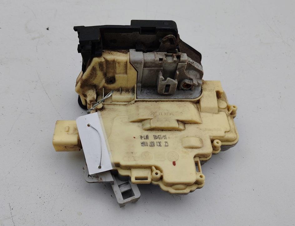 замок двери передней правой Volkswagen Passat B6 2005, 1.9 л., дизель, МКПП, красный, седан, 3C1B37016A