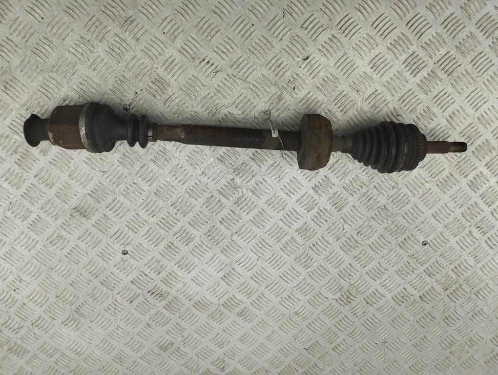 полуось передняя правая (приводной вал, ШРУС) Renault Scenic I 2002, 1.4 л., бензин, МКПП, серый, минивэн