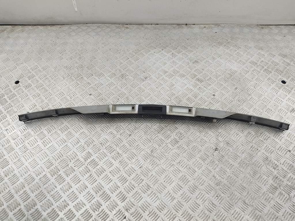 накладка подсветки номера Opel Astra H 2009, 1.6 л., бензин, МКПП, серый, универсал, 13266471