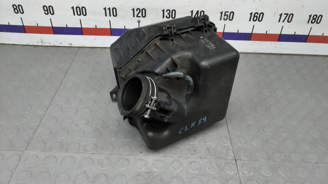 корпус воздушного фильтра Toyota RAV4 2014, 2.2 л., дизель, АКПП, внедорожник 5 дв., 1770026360
