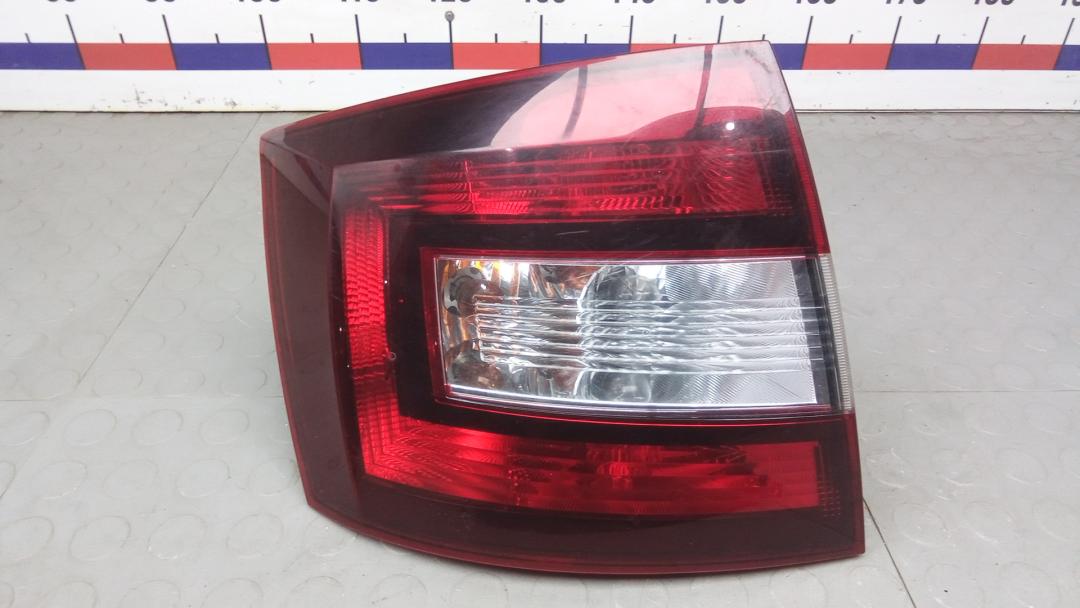 фонарь задний левый Skoda Rapid 2014, 1.6 л., дизель, МКПП, хетчбэк 5 дв.
