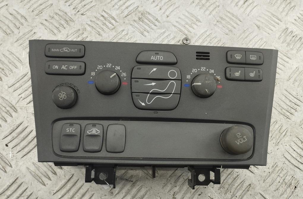блок управления печки / климат-контроля Volvo V70 2001, 2.4 л., бензин, МКПП, чёрный, универсал, 8651242