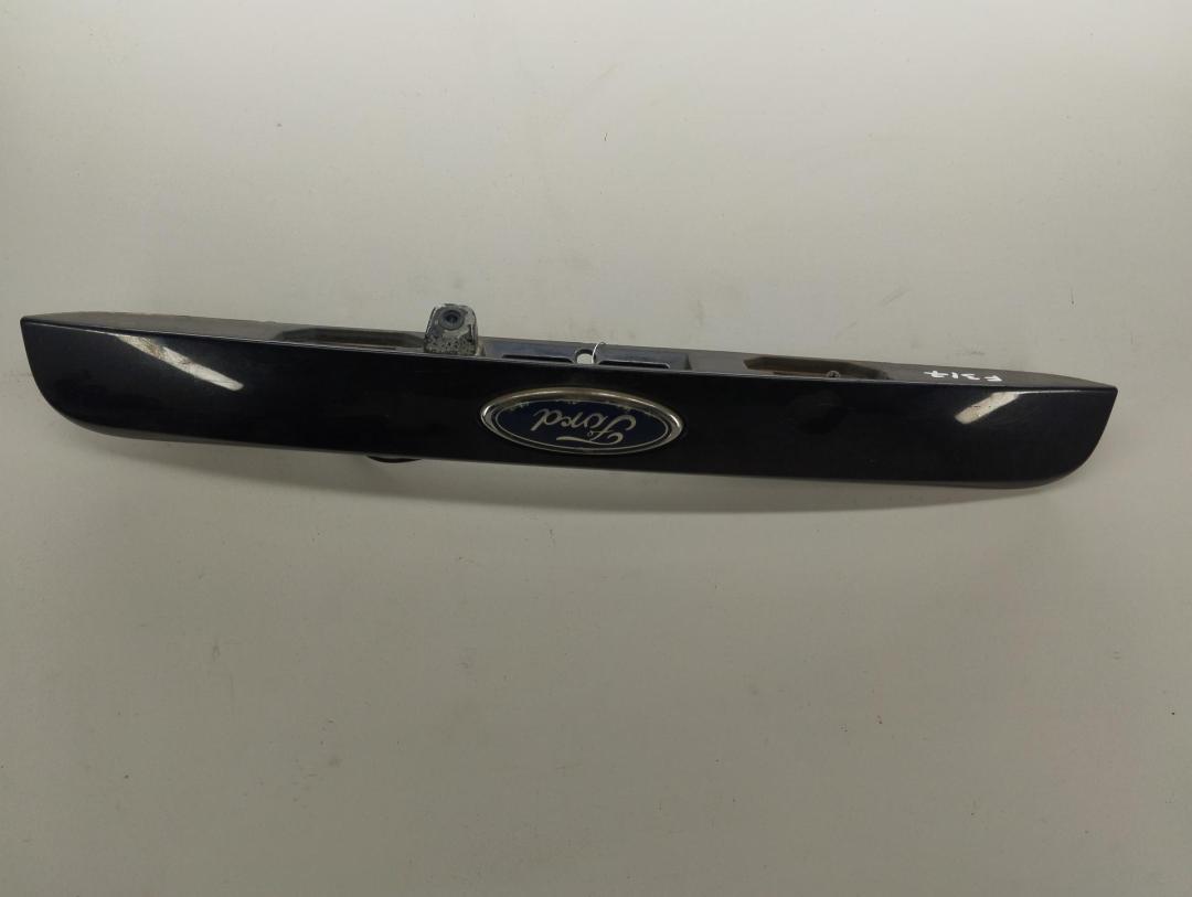 накладка подсветки номера Ford Mondeo III 2006, 2.0 л., дизель, МКПП, чёрный, универсал, 1S71N43400A